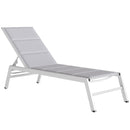 Sdraio Imbottita 64x181x90 cm Schienale 6 Posizioni Capacità 120 Kg Telaio Alluminio Grigio Chiaro      